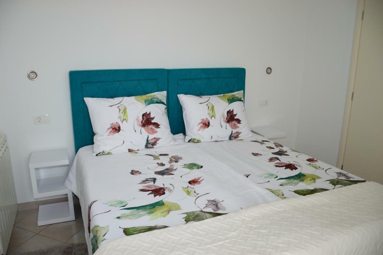 Apartments Papedoni Split Extérieur photo
